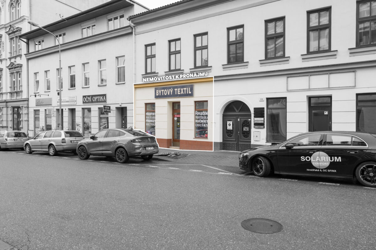 Pron&aacute;jem obchodn&iacute;ho prostoru 75 m&sup2; , ul. Hrnč&iacute;řsk&aacute; &ndash; frekventovan&aacute; lokalita, v&yacute;loha, z&aacute;zem&iacute;
